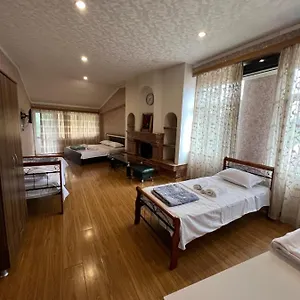 otos-guest-house.batumihotels.net/